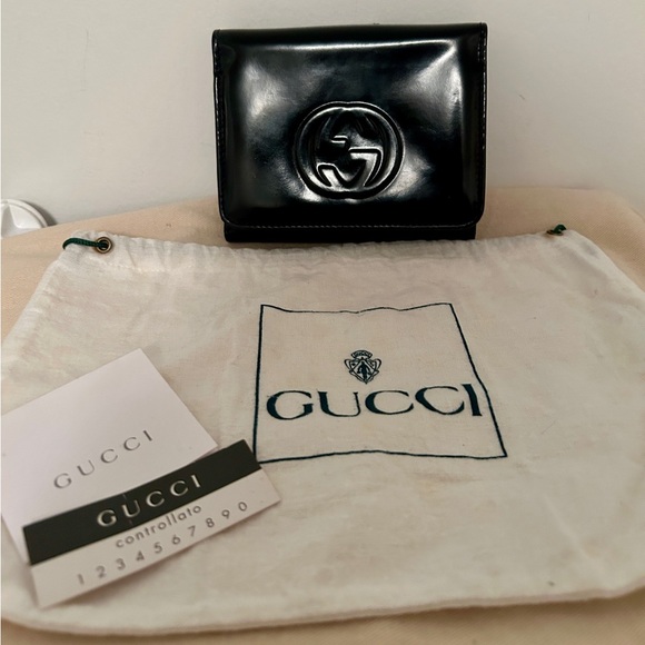Gucci Black Patent Leather Bifold Wallet Embossed Logo Tom Ford
Vintage Like New - Picture 11 of 12